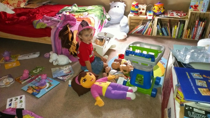 Here's how I found Meg's clean room after her "nap"...